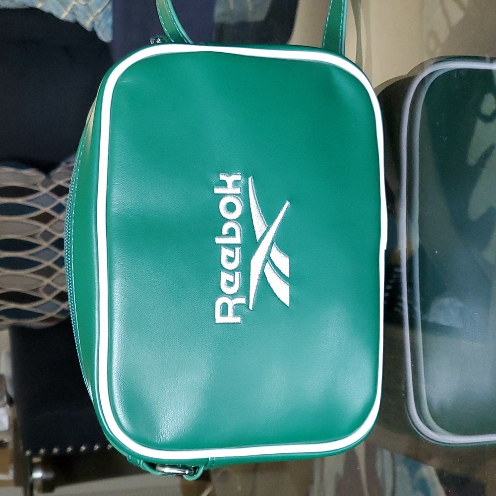 Reebok forever 21 green and white trim minimal crossbody bag